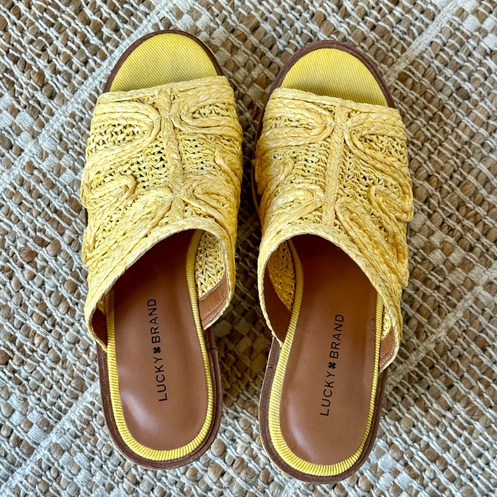 Lucky Brand Raffia Slides. Slightly used. Size 7